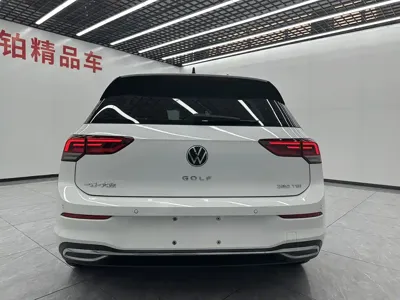 Volkswagen Golf 2022, 37000 км, за 14496.58 USD