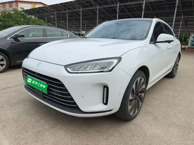 Hima AITO M5 · 2022 год