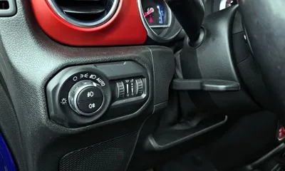 Jeep Wrangler 2019, 60200 км, за 22974.92 USD - фото 14