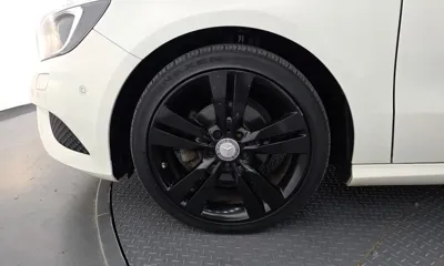 Mercedes-Benz A-Class 2015, 63143 км, за 6821.19 USD