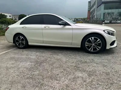 Mercedes-Benz C-Class 2016, 120000 км, за 9564.26 USD