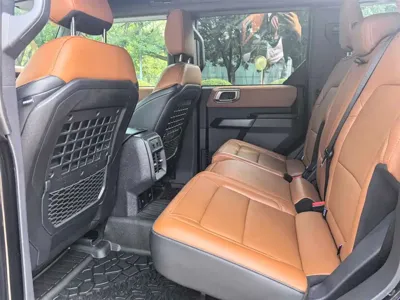 Ford Bronco 2024, 5000 км, за 41906.8 USD - фото 10