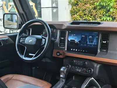 Ford Bronco 2024, 5000 км, за 41906.8 USD - фото 21