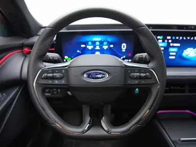 Ford Mondeo 2024, 21100 км, за 20864.81 USD - фото 6