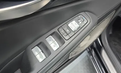 Genesis G90 2019, 97016 км, за 23368.78 USD - фото 14