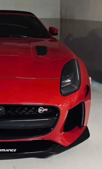 Jaguar F-Type · 2017 год