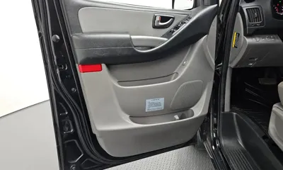 Hyundai Starex 2017, 70766 км, за 9715.11 USD - фото 25