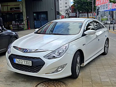 Hyundai Sonata · 2012 год