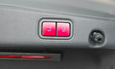 Mercedes-Benz E-Class 2022, 69924 км, за 24247.54 USD - фото 30