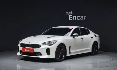 Kia Stinger · 2023 год