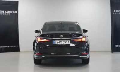 Lexus ES 2026, 16469 км, за 41314.15 USD