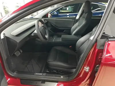 Tesla Model 3 2023, 58500 км, за 27027.03 USD - фото 15