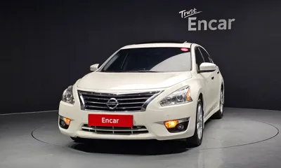 Nissan Altima 2015, 142988 км, за 2560.06 USD