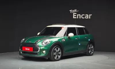 MINI Cooper · 2019 год