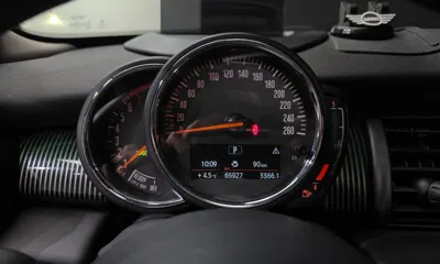 MINI Cooper 2019, 65927 км, за 12884.04 USD - фото 8