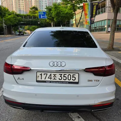 Audi A4 2020, 149000 км, за 13615.64 USD