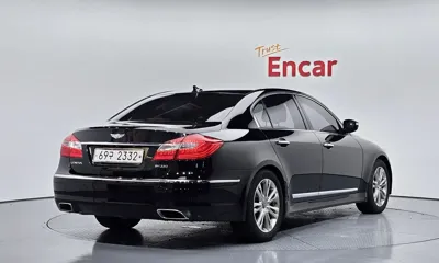 Hyundai Genesis 2012, 149794 км, за 3870.68 USD