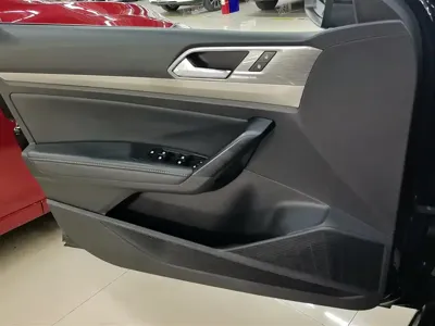 Volkswagen Lavida 2021, 68300 км, за 9432.74 USD - фото 7