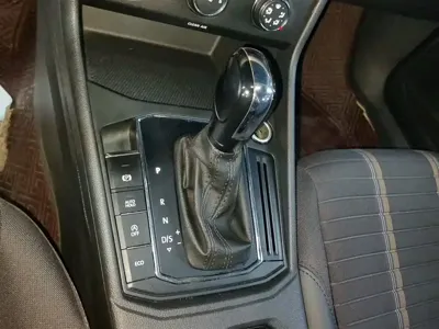 Volkswagen Lavida 2021, 68300 км, за 9432.74 USD - фото 16