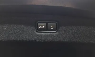 Genesis G90 2020, 69563 км, за 20021.01 USD - фото 32