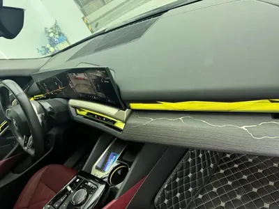 BMW 5 Series 2024, 10000 км, за 39310.99 USD - фото 7