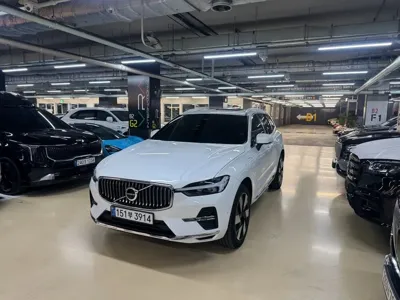 Volvo XC60 · 2025 год