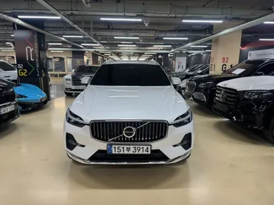 Volvo XC60 2025, 14200 км, за 29902.3 USD