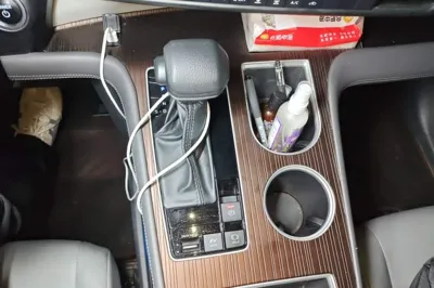 Toyota Granvia 2024, 157200 км, за 27488 USD - фото 14