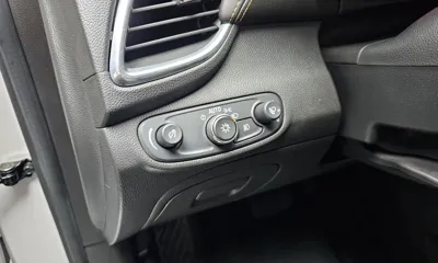 ChevroletGMDaewoo Trax 2018, 167578 км, за 3833.95 USD - фото 17