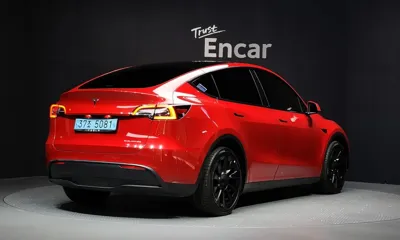 Tesla Model Y 2023, 61576 км, за 26847.84 USD