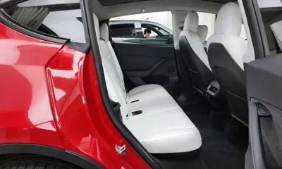 Tesla Model Y 2023, 61576 км, за 26847.84 USD - фото 12