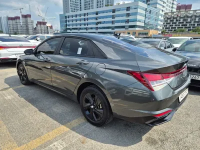 Hyundai Avante 2023, 55303 км, за 11356.18 USD