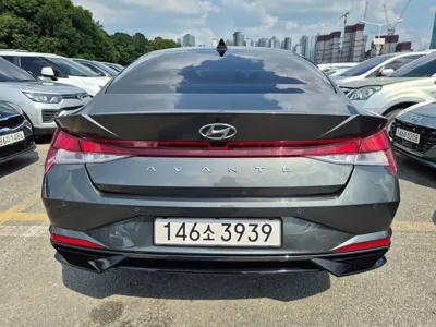 Hyundai Avante 2023, 55303 км, за 11356.18 USD