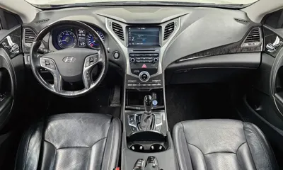Hyundai Grandeur 2017, 55078 км, за 8210.72 USD - фото 7