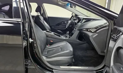 Hyundai Grandeur 2017, 55078 км, за 8210.72 USD - фото 10