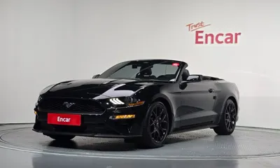 Ford Mustang · 2022 год