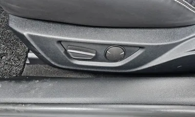 Ford Mustang 2022, 23506 км, за 21972.3 USD - фото 31