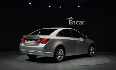 ChevroletGMDaewoo Cruze 2013, 66324 км, за 2083.74 USD