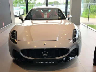 Maserati GranTurismo 0, 100 км, за 200680.43 USD