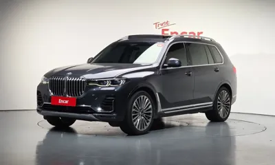 BMW X7 · 2020 год