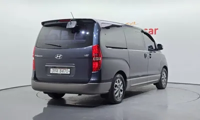 Hyundai Starex 2018, 84278 км, за 12156.27 USD