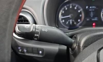 Hyundai Kona 2018, 144969 км, за 7488.44 USD - фото 16