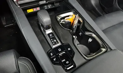 Lexus RX 2025, 9038 км, за 60391.32 USD - фото 9