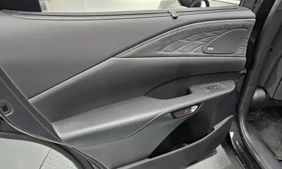 Lexus RX 2025, 9038 км, за 60391.32 USD - фото 25