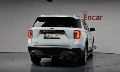 Ford Explorer 2023, 31527 км, за 23116.48 USD