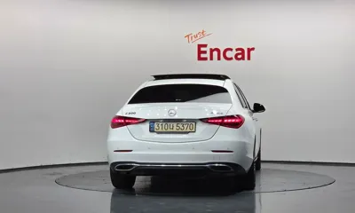 Mercedes-Benz C-Class 2022, 129095 км, за 20121.11 USD