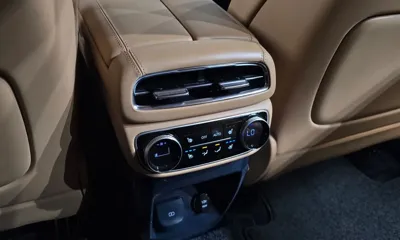 Genesis GV80 2023, 26669 км, за 34153.04 USD - фото 33