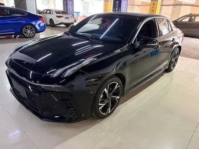 Lynk & Co 03 · 2022 год