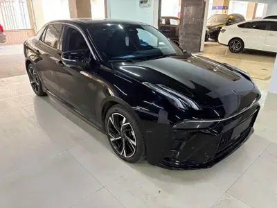 Lynk & Co 03 2022, 16000 км, за 9222.45 USD