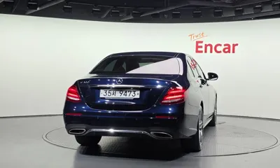 Mercedes-Benz E-Class 2019, 52797 км, за 17854.8 USD